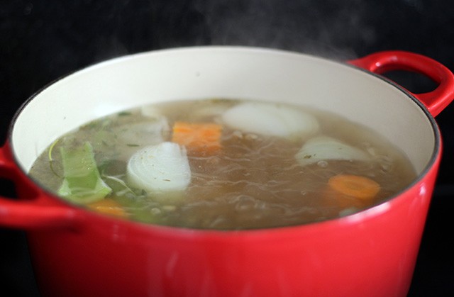 Homemade Vegetable Broth – Panelaterapia