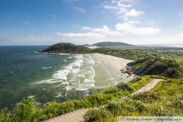 Photo de Praia de Fora, sur Ilha do Mel, PR – Crédit photo : © Ricardo Junior Fotografias.com.br