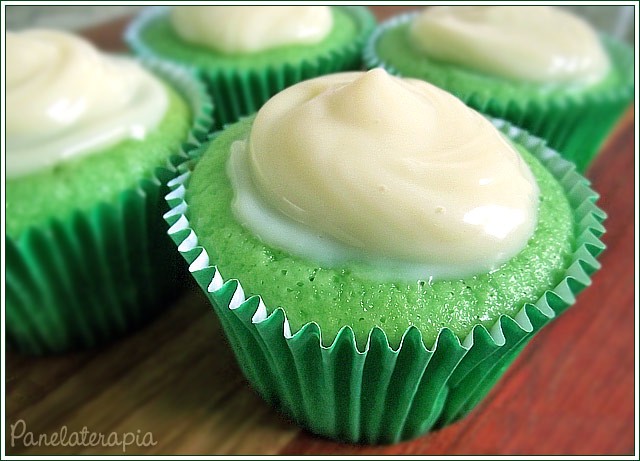 Lemon Cupcake – Panelaterapia