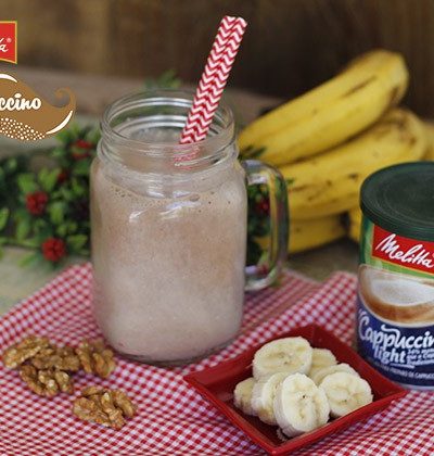 Light Cappuccino and Banana Smoothie – Panelaterapia