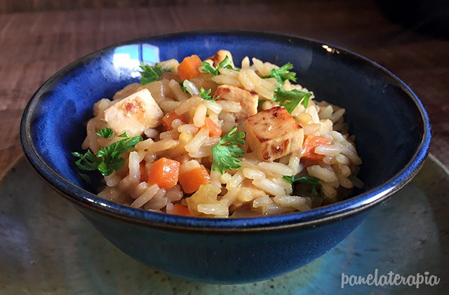 Rice with Chicken, Curry and Coconut Milk – Panelaterapia