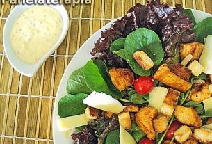 Salad with Chicken and Mustard Sauce – Panelaterapia