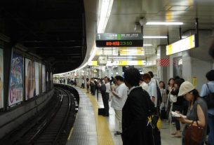 what you need to know before traveling to Japan_trem_Viajando Bem