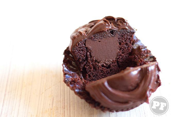 Dark Beer Cupcake with Irish Cream Ganache by PratoFundo.com