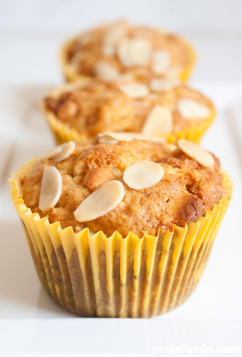 Orange & Butterscotch Muffin by PratoFundo.com