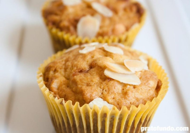 Orange & Butterscotch Muffin by PratoFundo.com