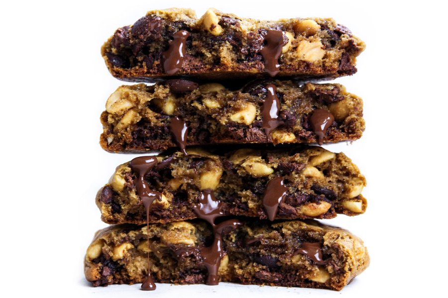 The Greatest Chocolate Cookie of Your Life (Levain Bakery Style)