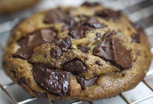 The Best Chocolate Cookie (vegan, lactose-free)