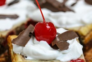 Black Forest Cheesecake Brownie: Nutella and Cherry