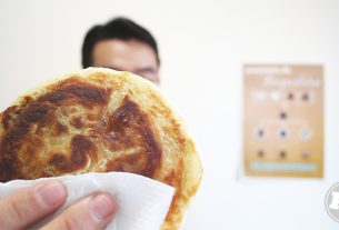 Hoddeok: Korean Sweet Pancake |  PratoFundo