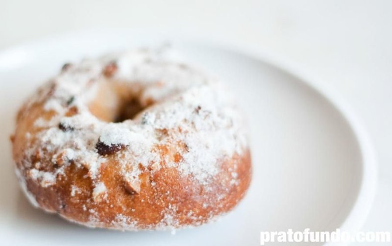 Cinnamon and Cardamom Baked Donuts