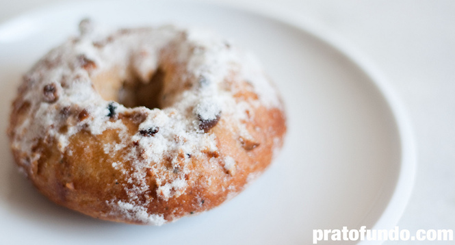 Cinnamon and Cardamom Baked Donuts