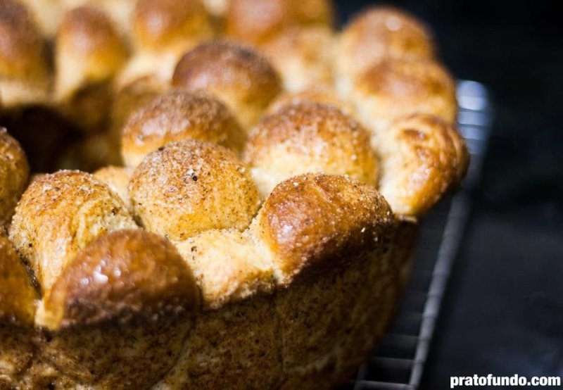 American Cinnamon Sweet Bread (Monkey Bread)