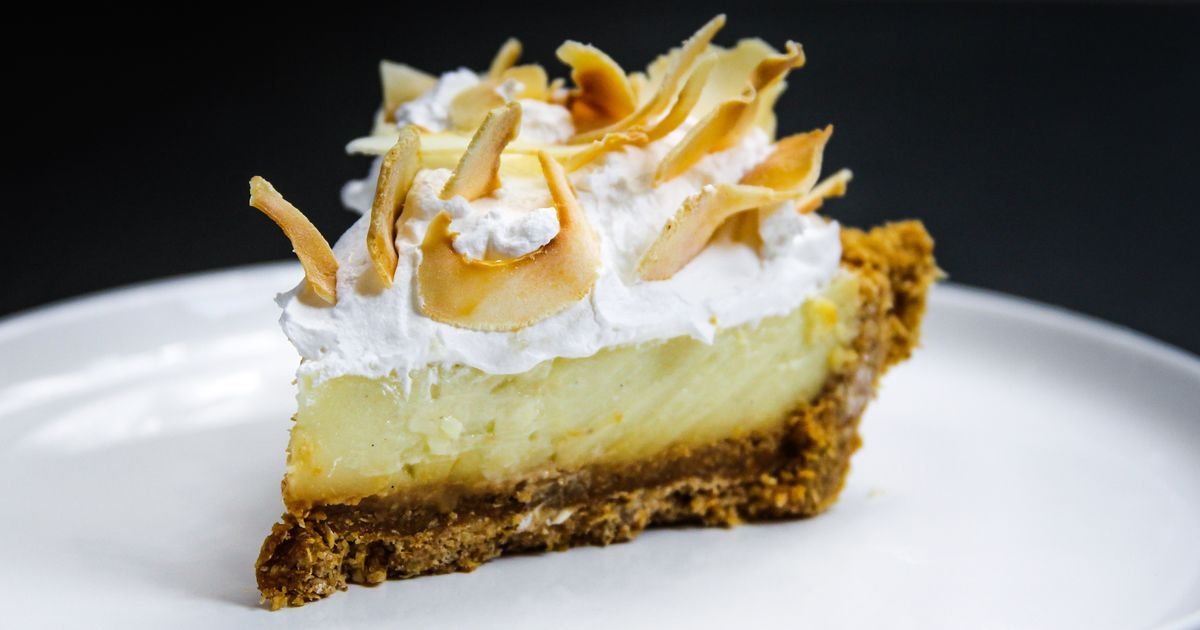 The Amazing Creamy Coconut Pie