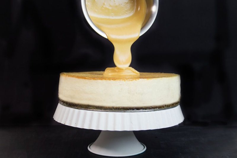 Dulce de Leche Cheesecake by PratoFundo.com