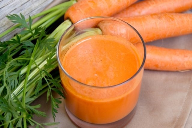 Carrot juice to lower high cholesterol