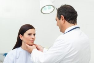 Nodule or lump in the neck: 7 common causes (and what to do)