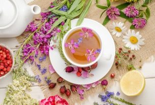 7 teas to improve digestion (and combat gas)