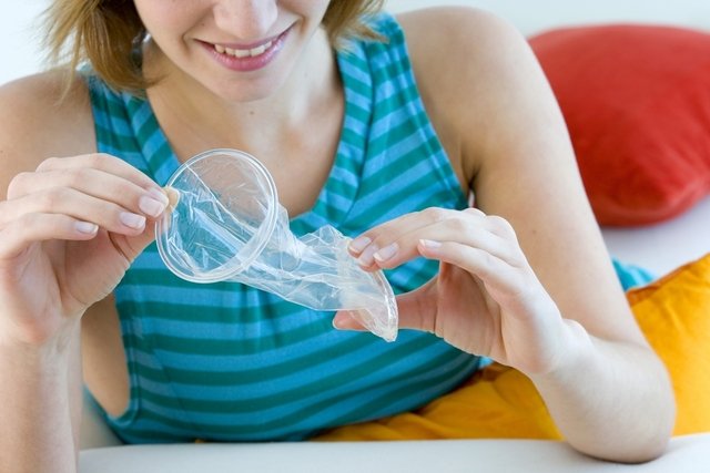 Female condom: what it is and how to use it correctly