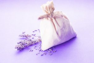 How to use the Lavender scented pillow to sleep better