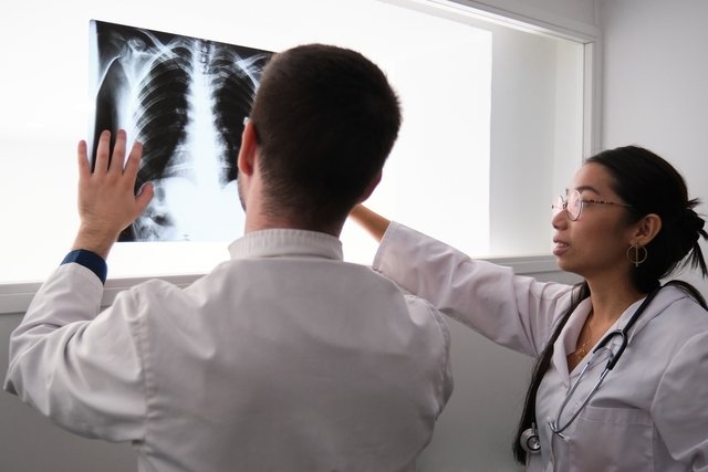 Rib fracture: symptoms, causes, treatment and complications