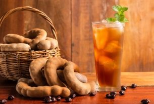 Tamarind juice to loosen the intestines