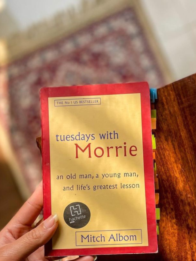 Tuesdays With Morrie Explained in 2 Minutes
