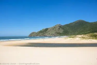 Foto da Praia Lagoinha do Leste, em Florianópolis, SC – Crédito da Foto: © Ricardo Junior Fotografias.com.br