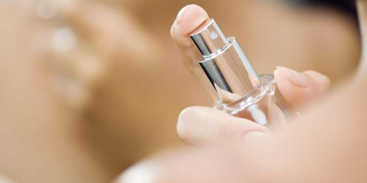 10 tips to make perfume last longer