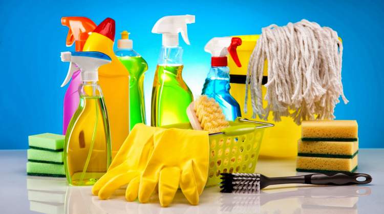 12 Cleaning Products We Shouldn't Mix