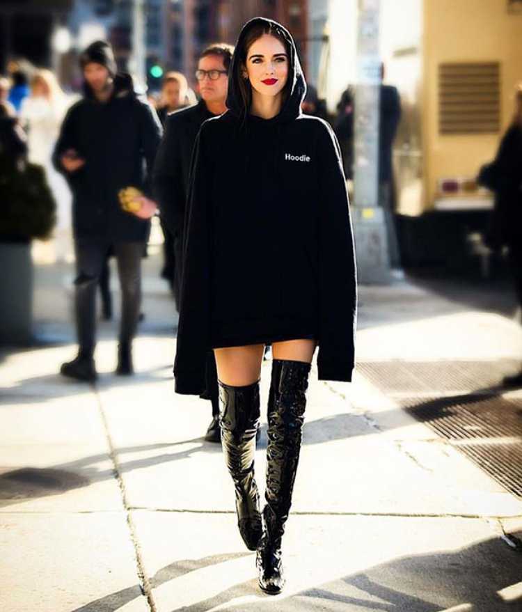 Over the knee boots with sweatshirt