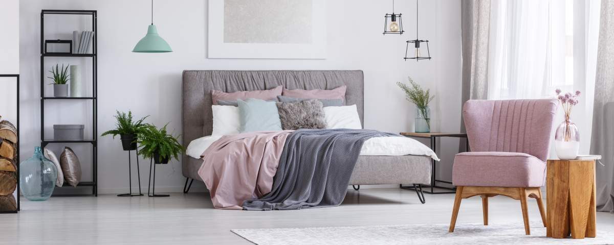 Bedroom decoration with pastel, sugary tones