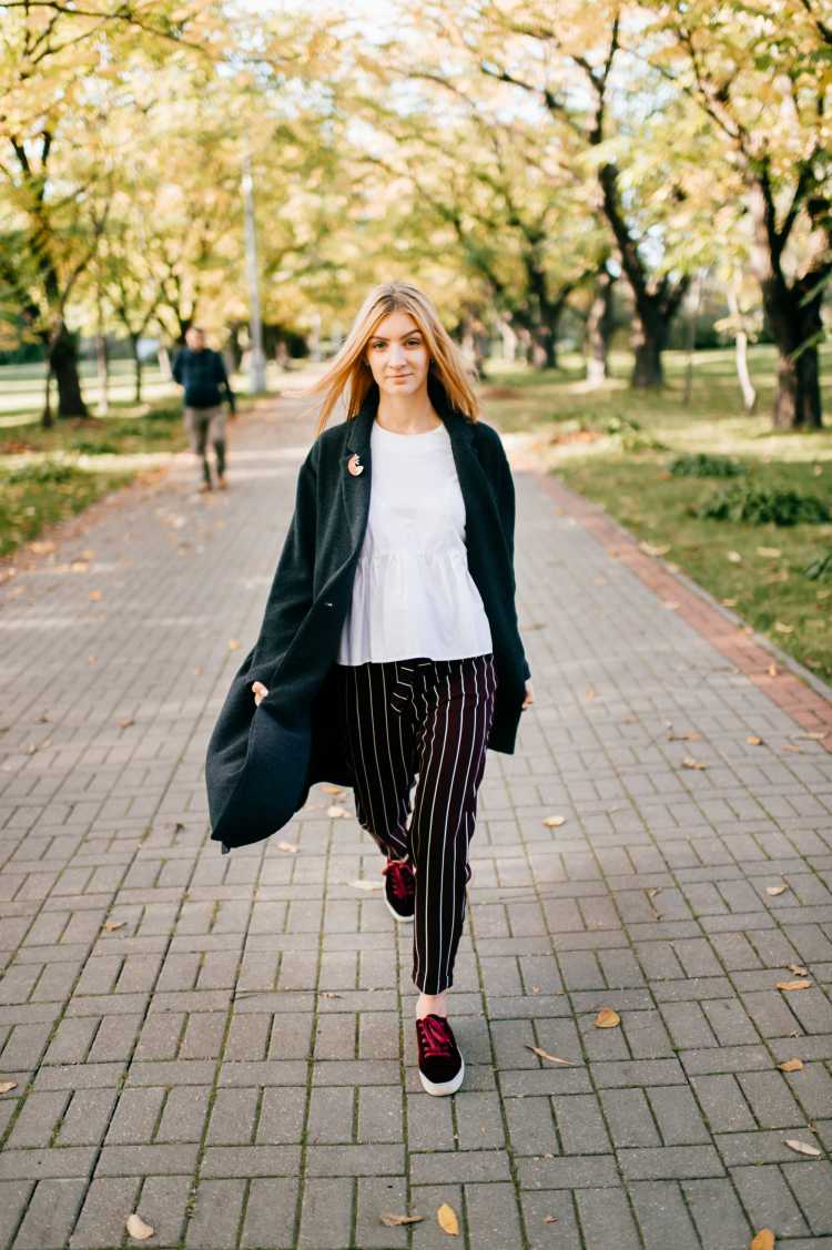 pants with stripes are a trend