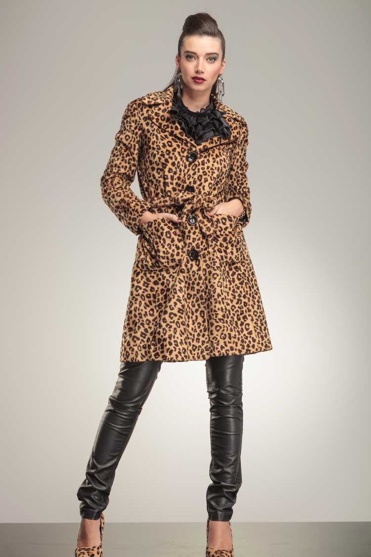 animal print is one of the winter 2019 trends