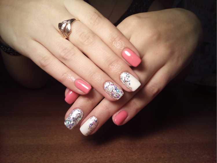 nail polish with colored strips imitating confetti nail art