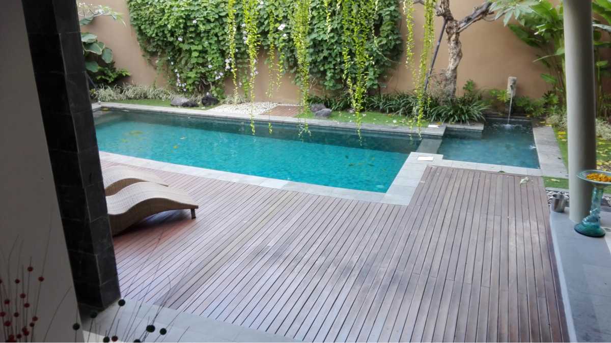 small pool integrated into the house