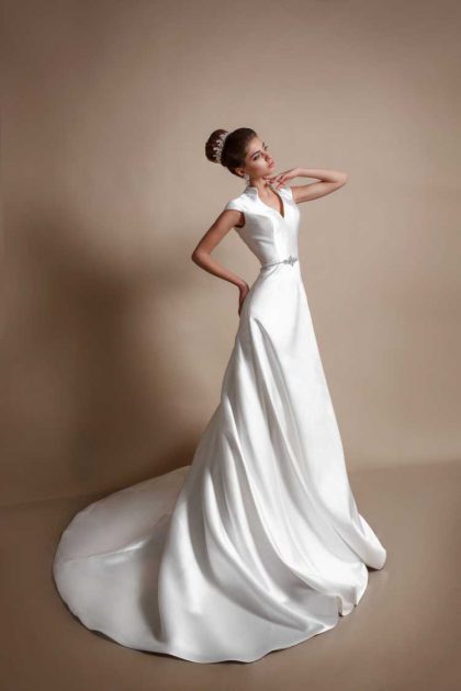 wonderful silk wedding dress