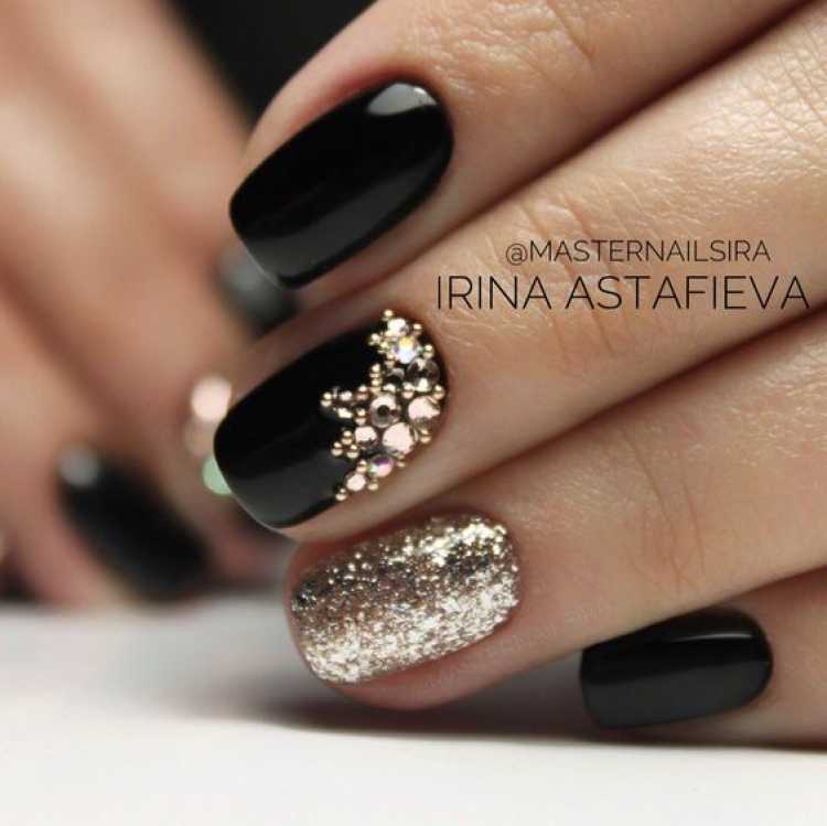 decorated nail model