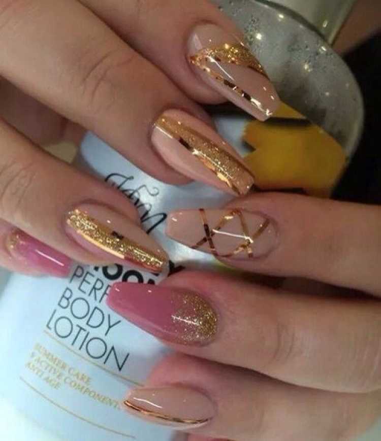 Nails decorated with lots of shine