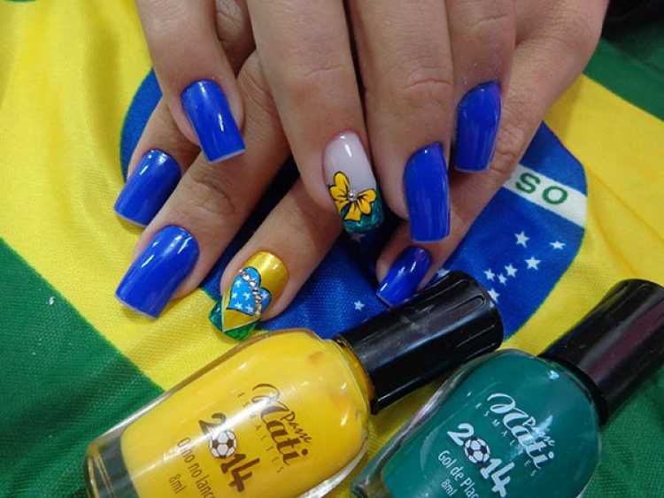 Idea of ​​a decorated nail for the World Cup