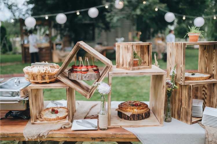 creative wedding buffet