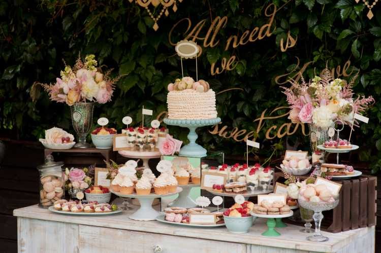 home wedding sweet table