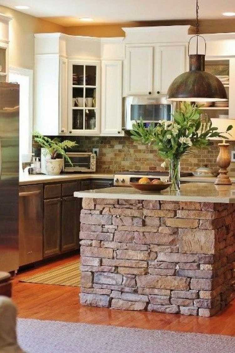 Small kitchen decorated with plants