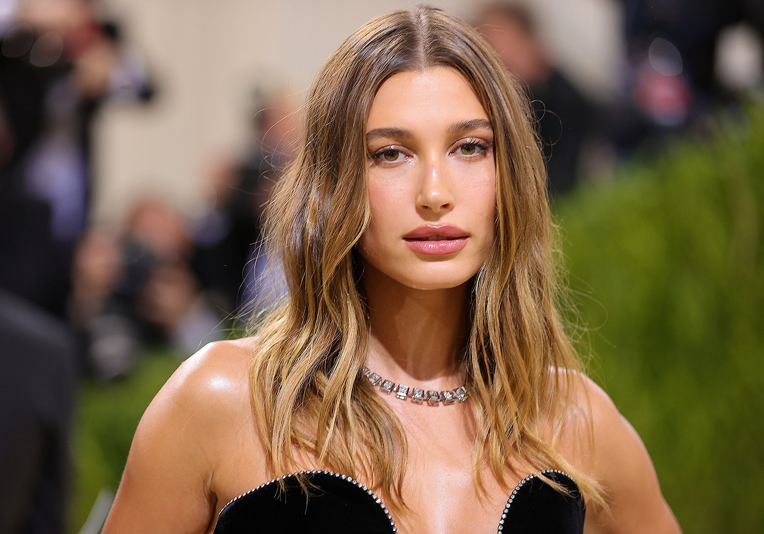 Hailey Bieber: vida, carreira e polêmicas envolvendo a modelo