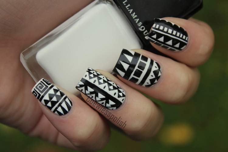 Tips for decorating nails with geometric shapes