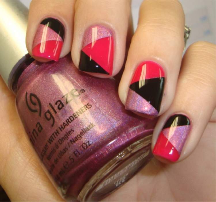 Nail decoration with geometric shapes