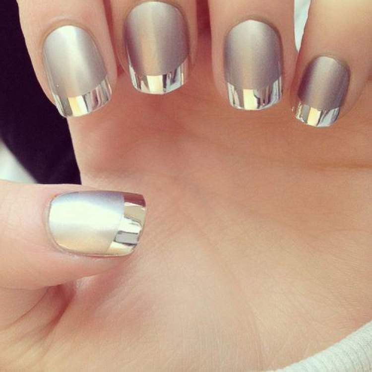 Metallic French is a trend in decorated nails 2018