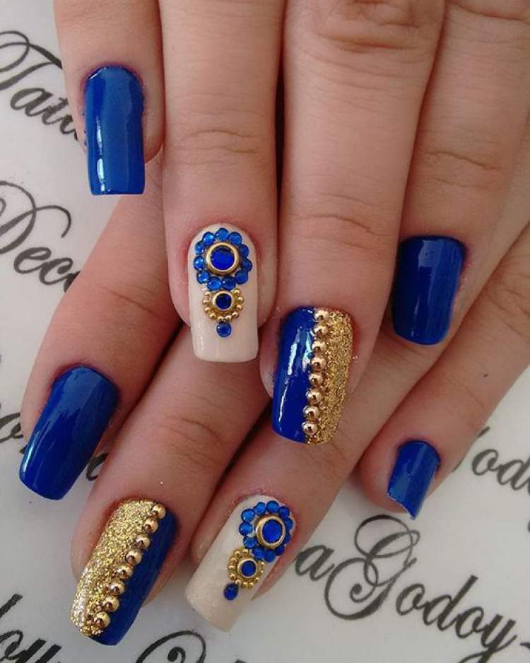 Decorated nails model to use in 2018