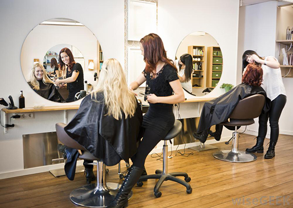 beauty salon for platinum blonde