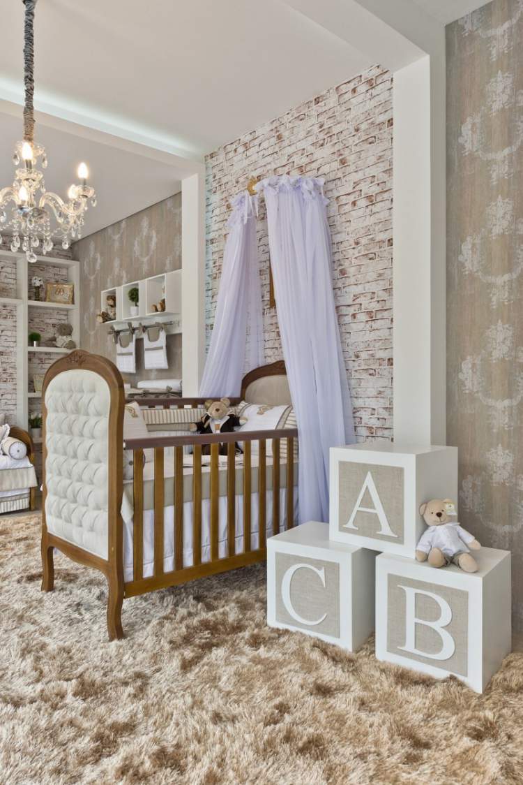 Beautiful decoration for the baby's room